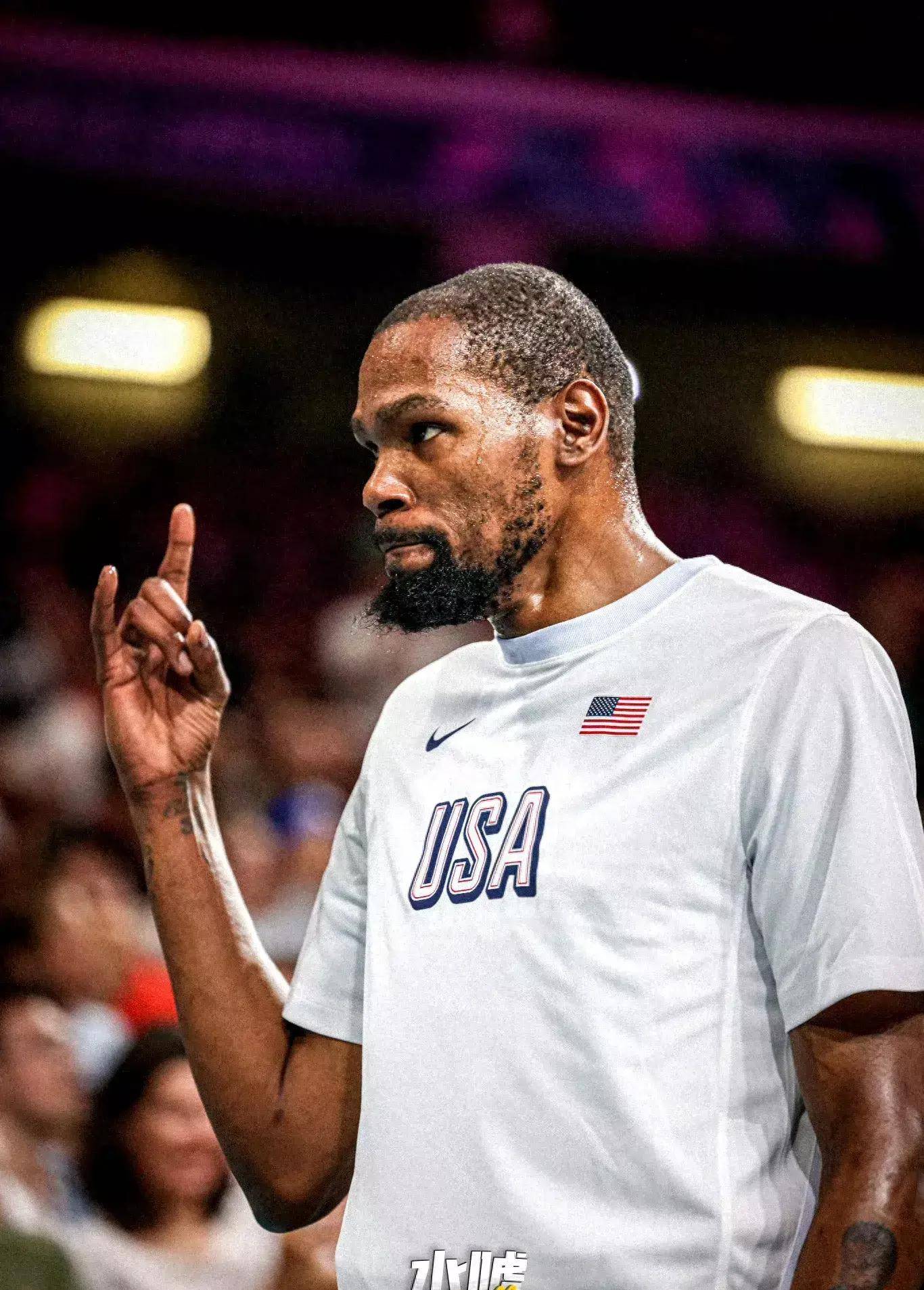 冠军体质，若日尼奥加盟弗拉门戈半赛季即夺得两项重要锦标（若日尼奥半季入队即助弗拉门戈揽下两项重磅冠军）