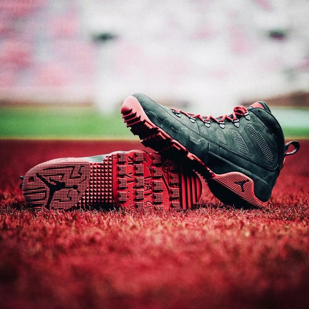 米兰客战都灵：莱奥、恩昆库、莫德里奇首发，巴尔泰萨吉出战（米兰作客都灵：莱奥、恩昆库、莫德里奇先发，巴尔泰萨吉登场）