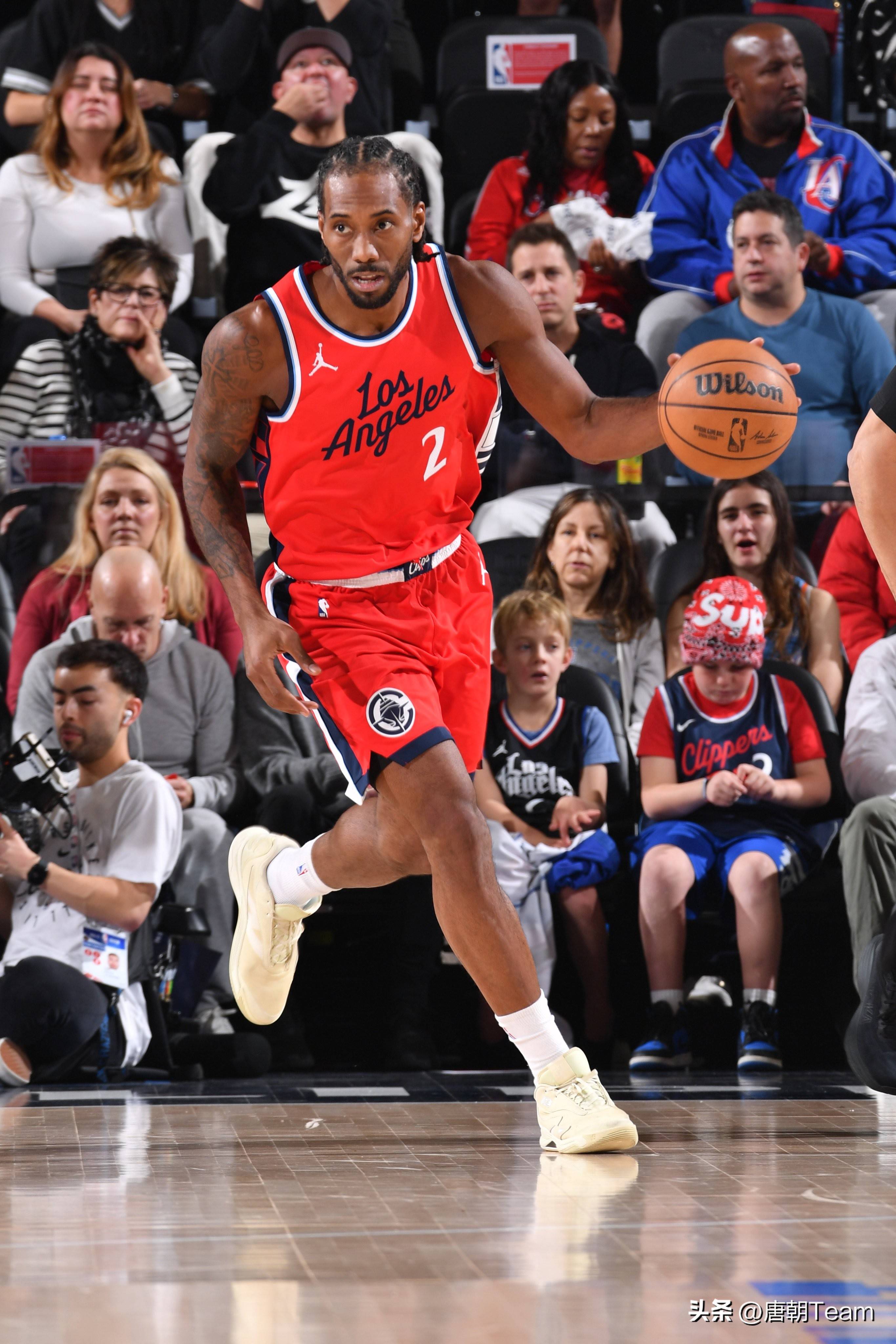 英超这一夜，丢脸的不只是阿莫林，还有整个曼联！（英超这一夜，尴尬的不止阿莫林，曼联也难辞其咎）