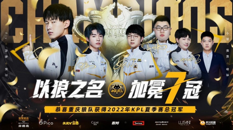 人员在交流 人员在交流